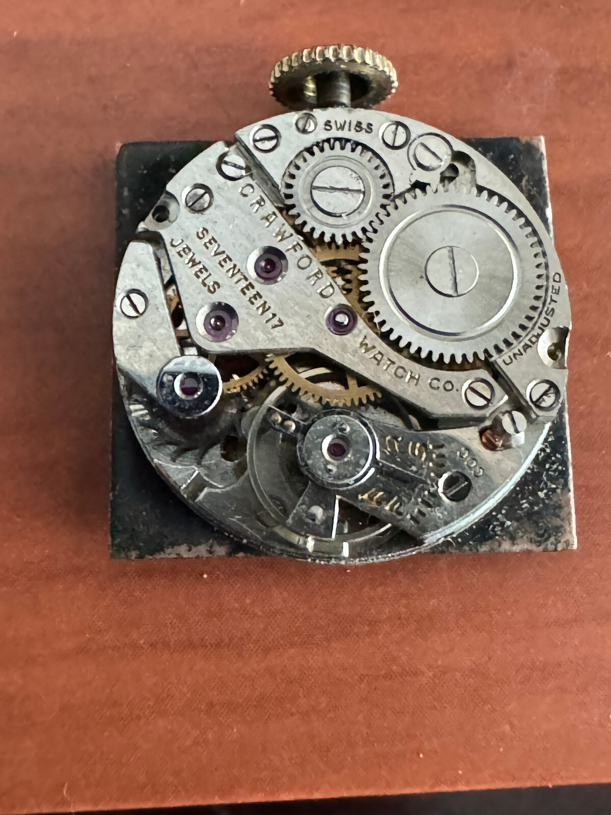 VINTAGE MEN’S 19.40MM SWISS CRAWFORD WRIST WATCH MOVEMENT KEEPING TIME 17 JEWEL