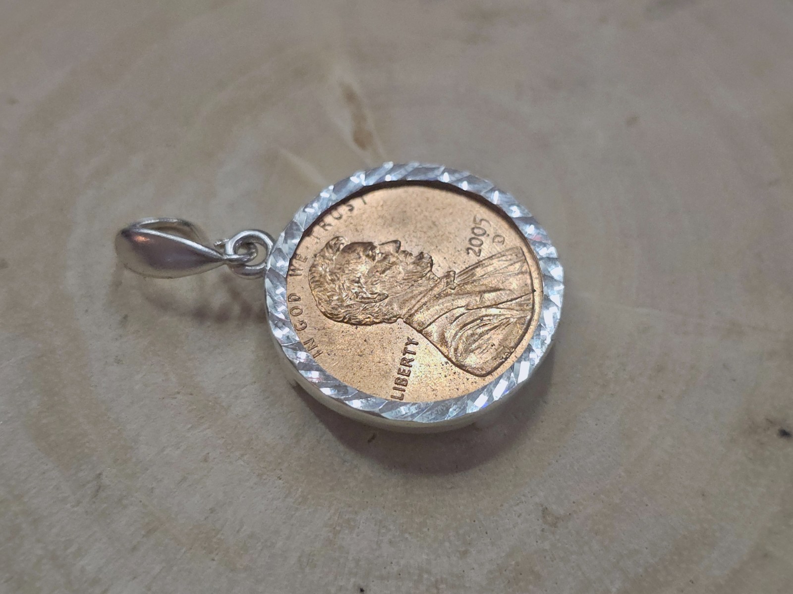 925 Sterling Silver Prong Back Diamond Cut Bezel for 19mm Penny 1 Cent Coins