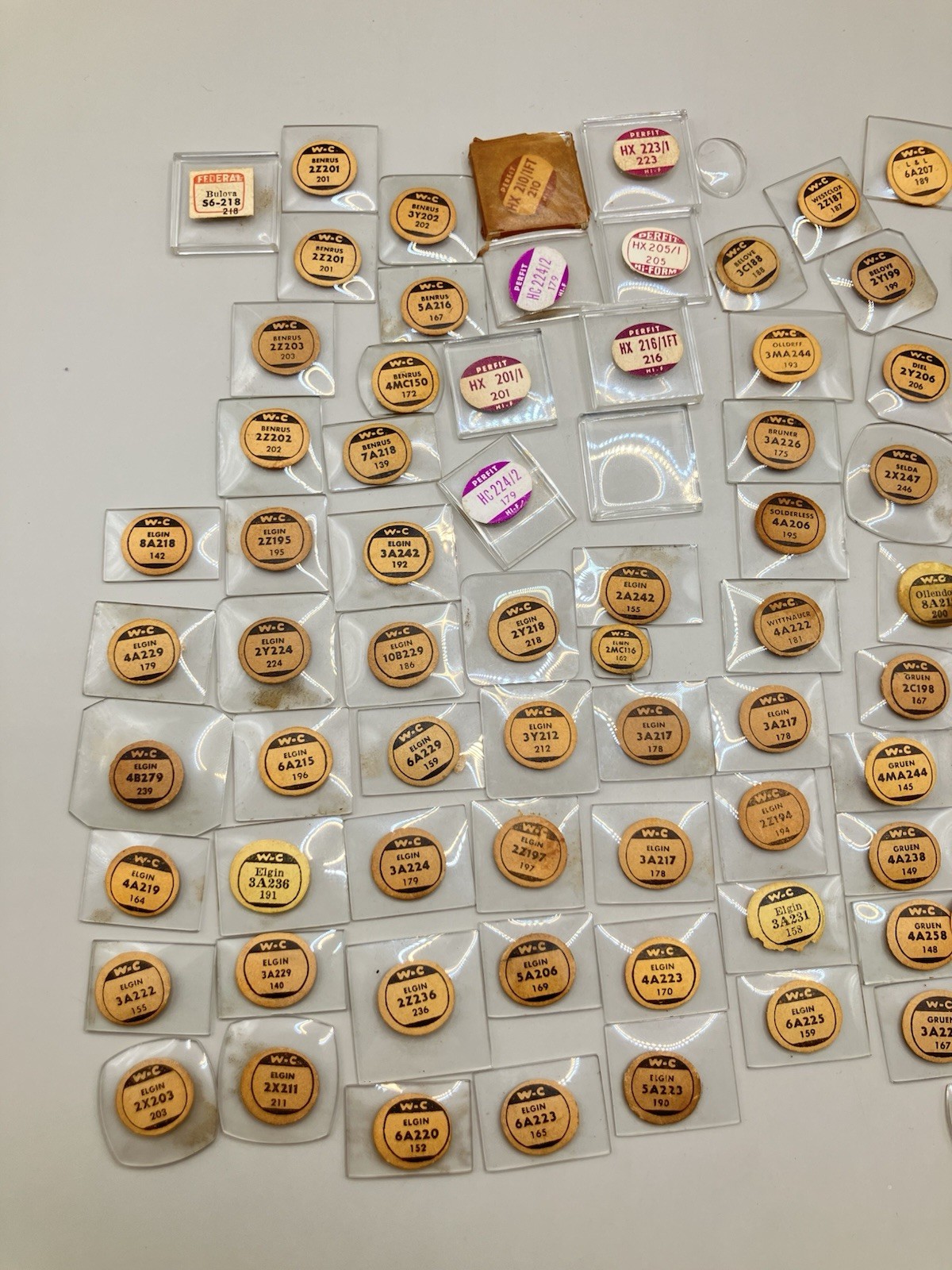 Lot Of WC Watch Crystals Elgin Gruen Waltham Hamilton Be Rus