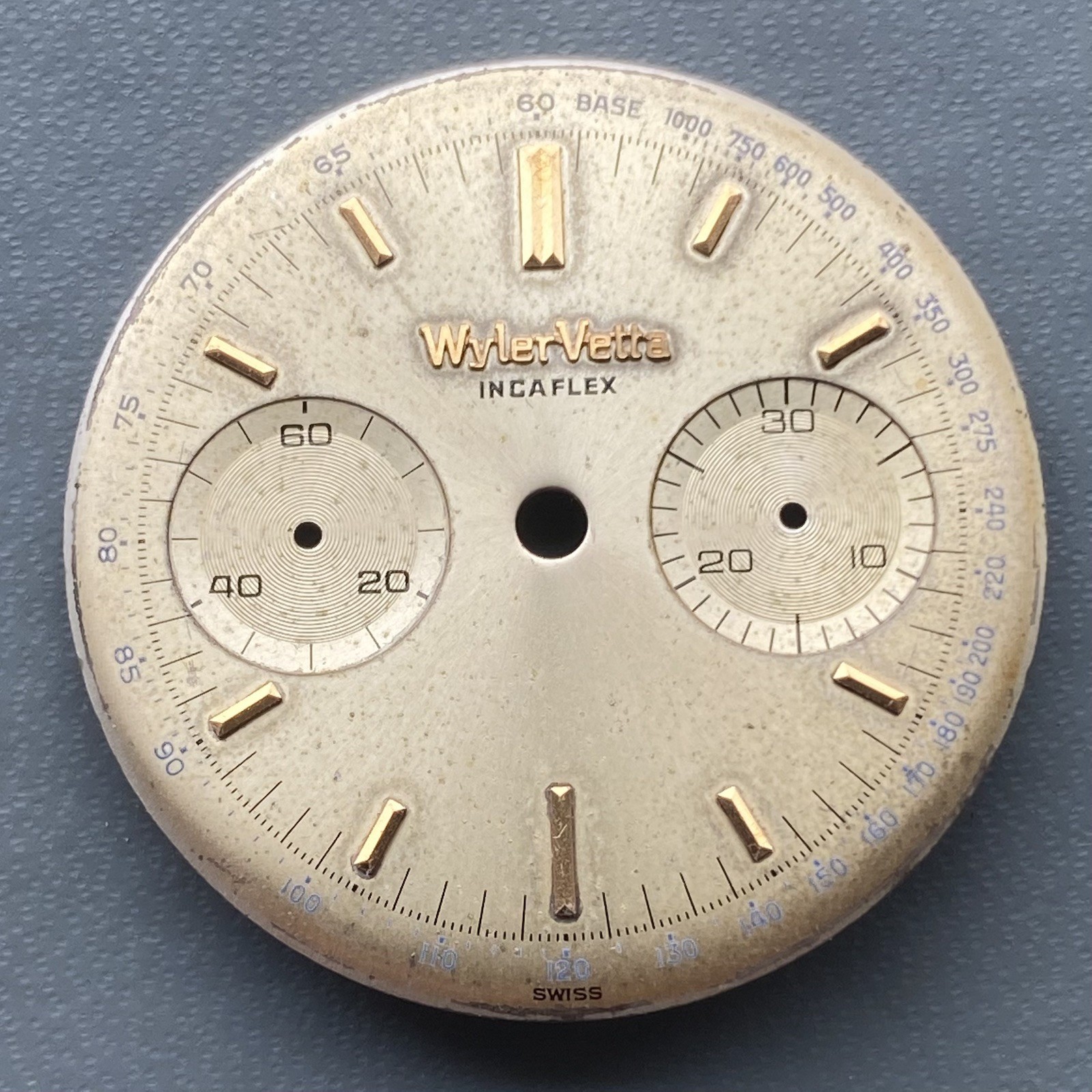 Vintage Wyler Vetta Chronograph Watch Dial. Champagne. 31.5mm