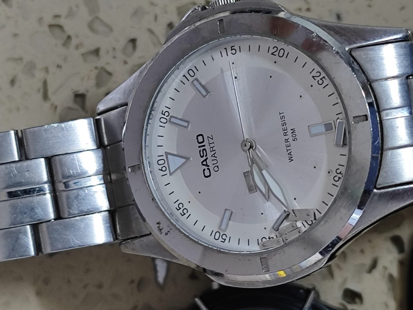 Lot of 4 Vintage CASIO Watches – Analog / Digital – For Parts or Repair