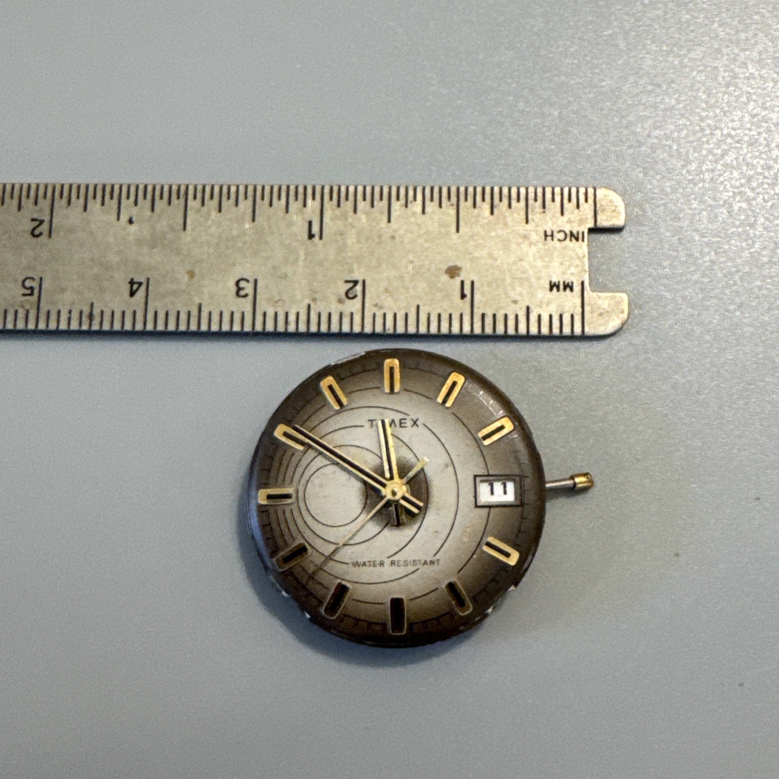 Vintage Wind Up Men’s Watch Movement Timex Solar System