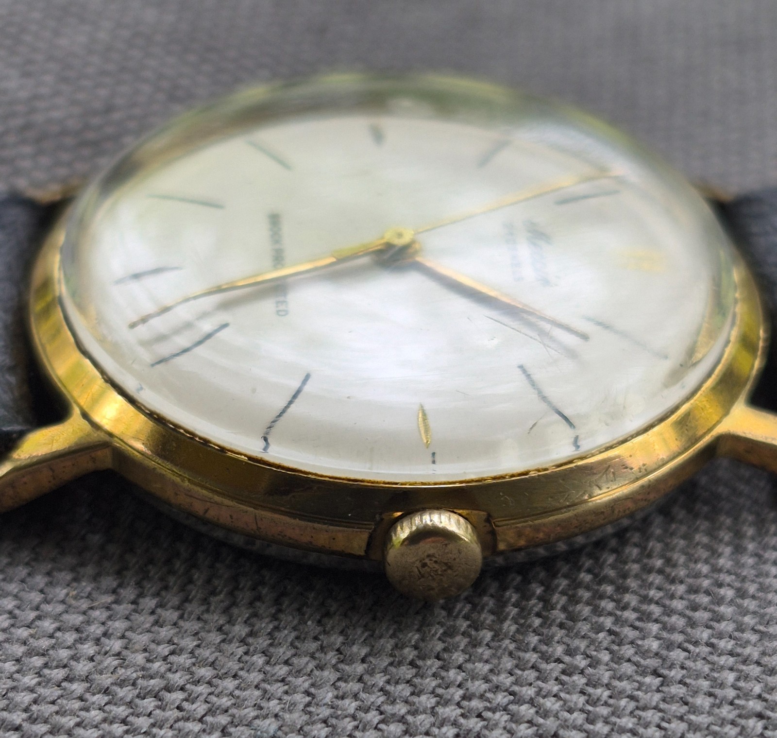 MECCIR 21 Jewels Gold filled 1960s Vintage watch RUNNING