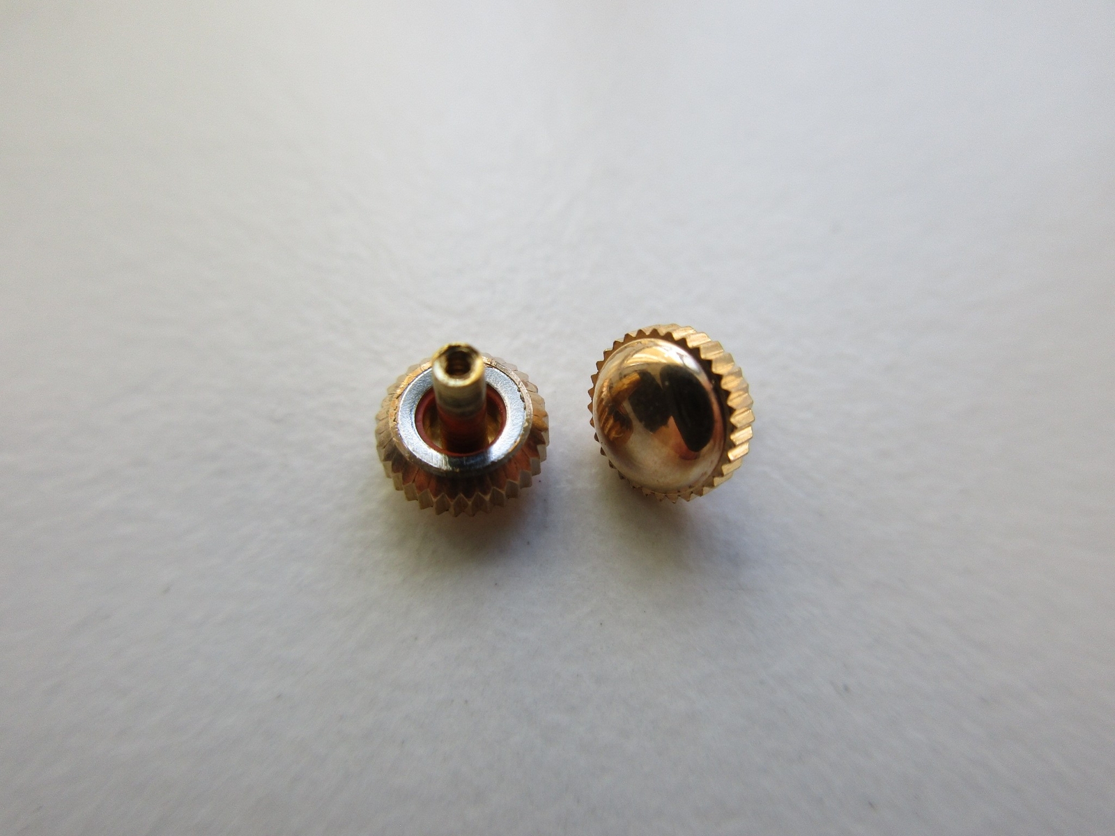 Rosé plated “long post” ø 5.3 mm – stem thread 1.0 mm -tube 2.5 mm watch crowns