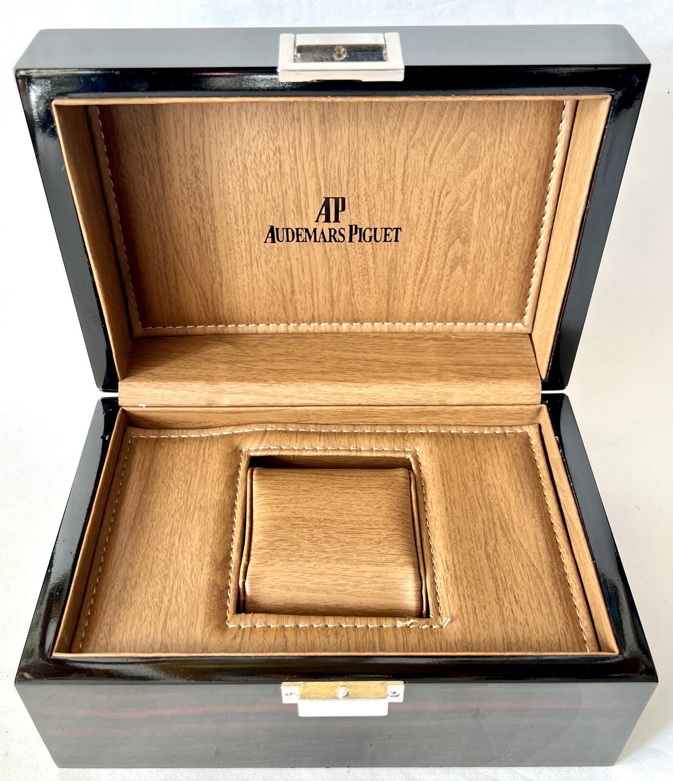 Original Swiss “Audemars Piguet” Walnut Watch Case & Outer Box (8”x6”x 6”, 935g)