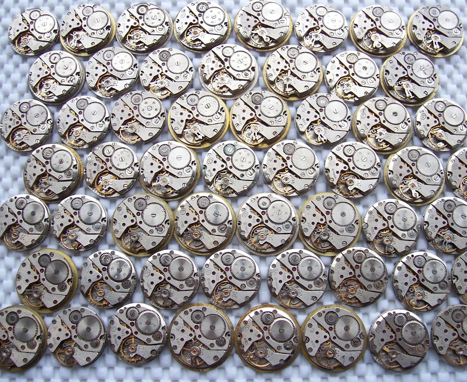 Lot 33 round mens watch movements WOSTOK KOMANDIRSKIE calibre 2209 2214 FREE