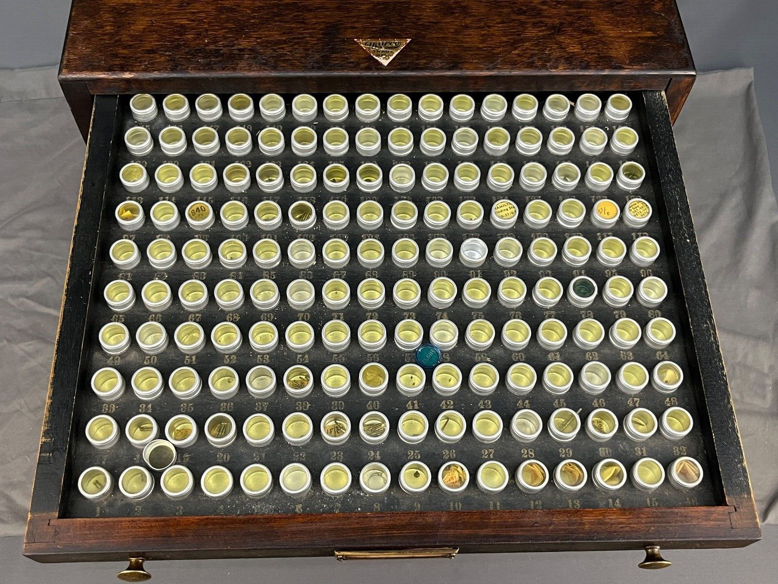 Antique Marco Table Top Mahogony Watch Case 10 Drawers and 1600 Slots + Parts