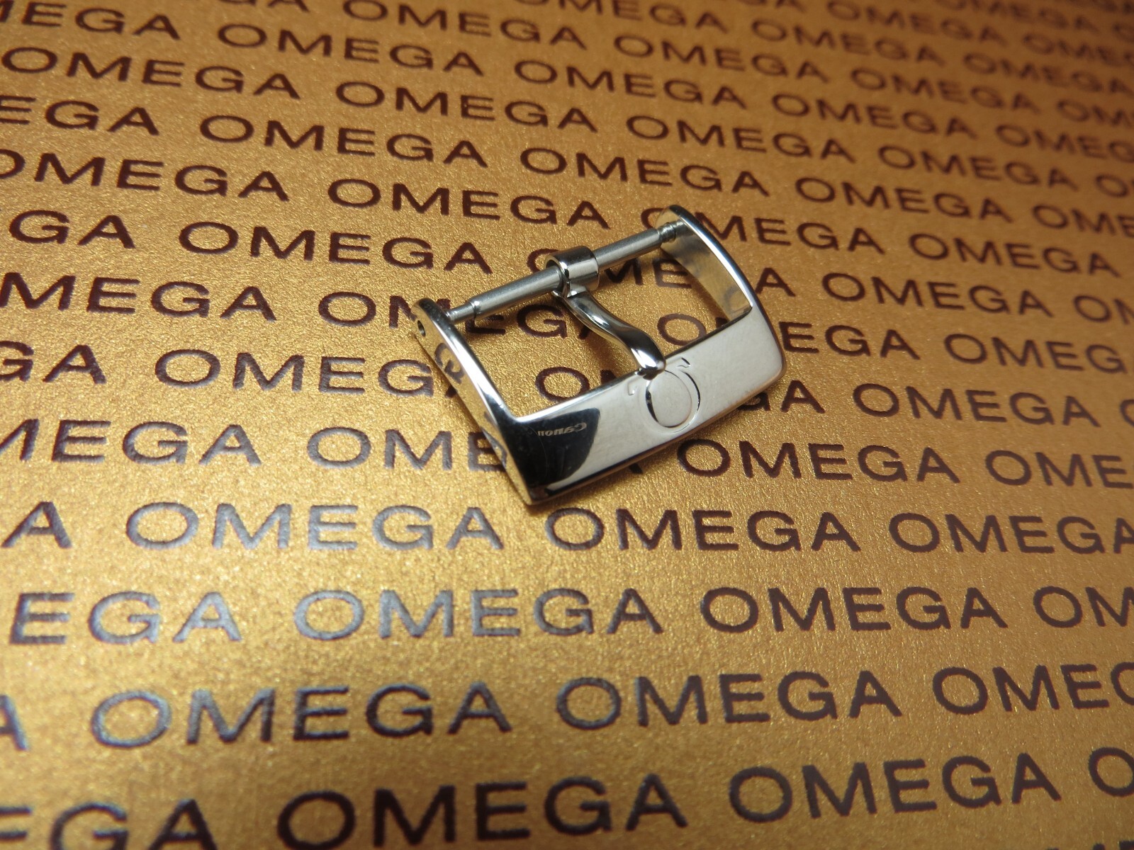 New 18mm Authentic OMEGA Stainless tang buckle Silver White Polish 18 94511802 O