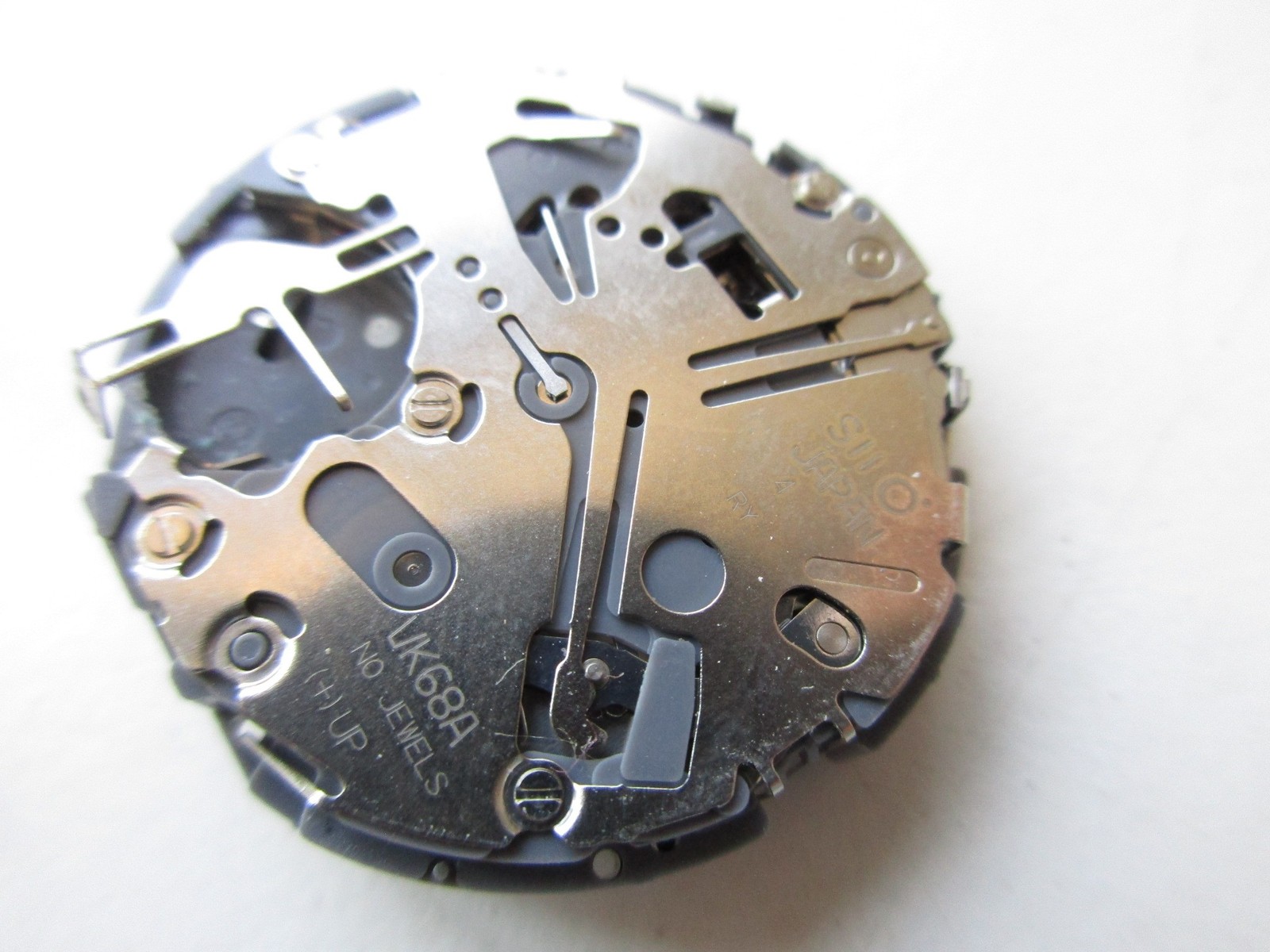 Shiojiri cal. VK68A chronograph quartz watch movement – black date at 3- running