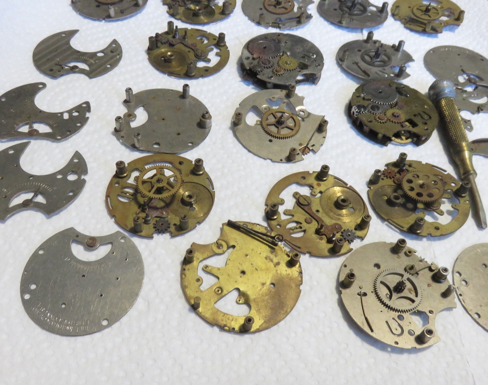 AS IS FOR PARTS LOT ANTIQUE POCKET WATCH PARTS SOME INGRAHAM