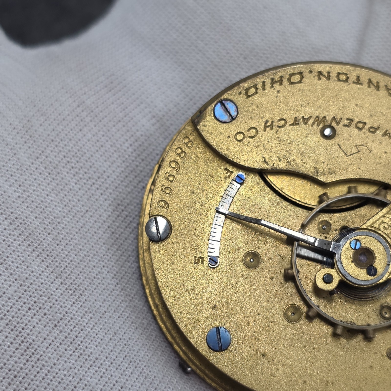 1896 Hampden Dueber Pocket Watch 17j 18s Movement Model 2 Gilt Good Balance