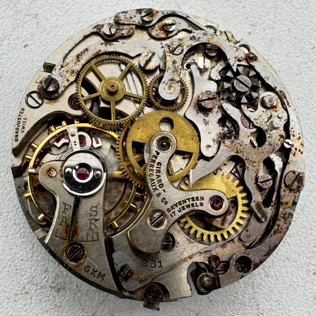 Vintage 28mm Girard Perregaux 17 jewels Wristwatch Movement Universal Geneve 281