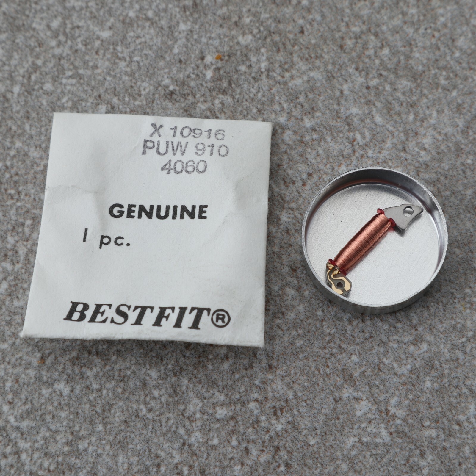 NOS PUW 910 Coil For Quartz Watch Movement Part New Old Stock (G5D4)