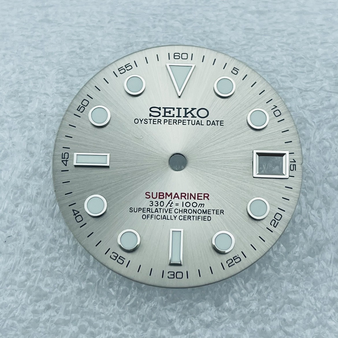 28.5mm Green Luminous Watch Dial Date Fit NH35 NH36 Movement