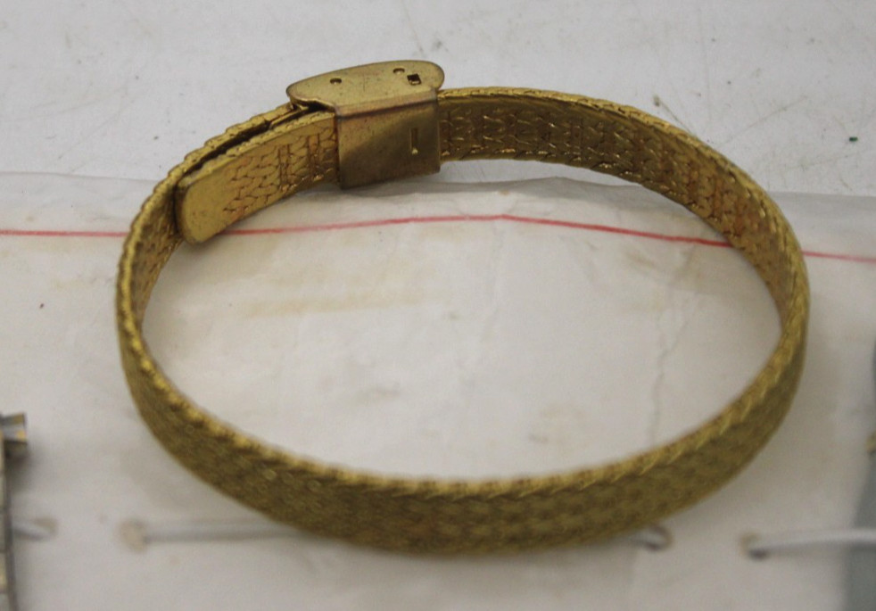 Quantity of Mixed Type Watchmakers Spare Straps, Various Lug Widths