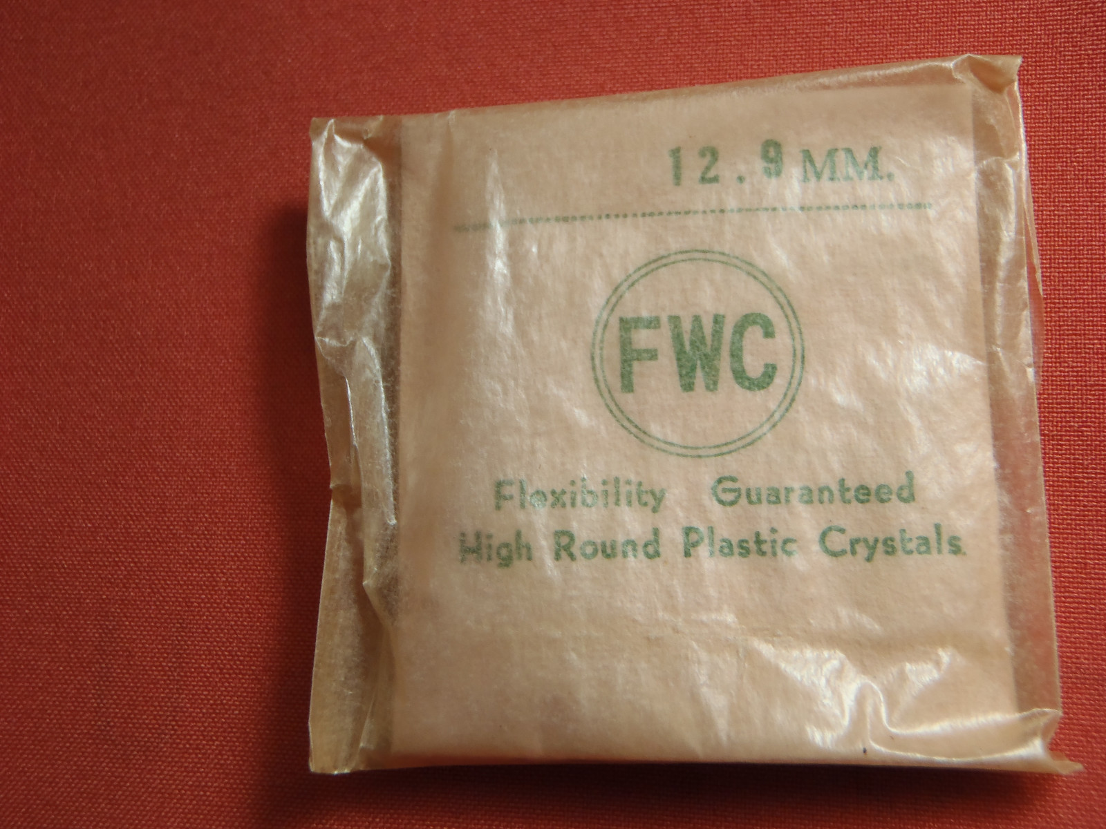 FWC HIGH ROUND PLASTIC Diamond Edge WATCH CRYSTAL 12.9MM NOS