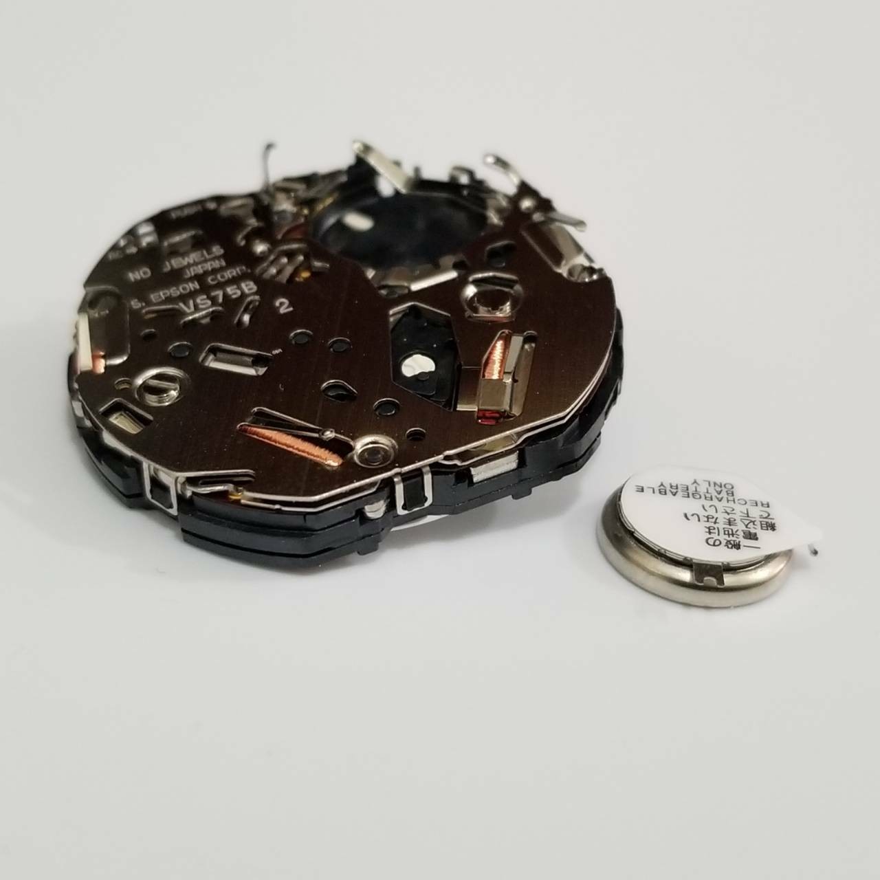 Solar Quartz Movement for Hattori /S. Epson VS75A/VS75B Date At 4:30 3 Hands zz