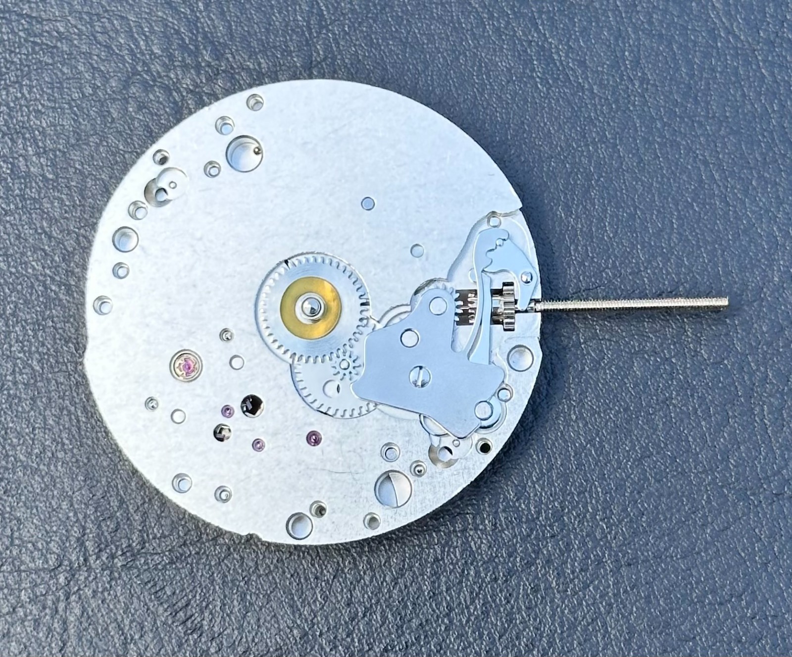 GENUINE ETA 6498-1 MOVEMENT 17 JEWELS SWISS MADE NEW FROM STOCK- 1127