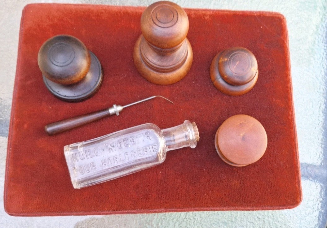 Antique Watch Tools Watchmaker Oil Cup Pot Lot – 2 in 1 Type Moebius Horlogerie