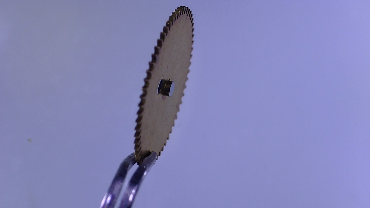 Original LIP R184 Watch Movement Part 184, Gold Tone Brass, 8.38 mm Dia