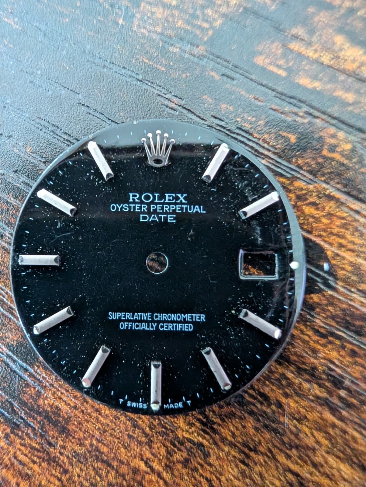 ROLEX OYSTER PERPETUAL DATE 1501 SILVER STICK DIAL – POOR CONDITION