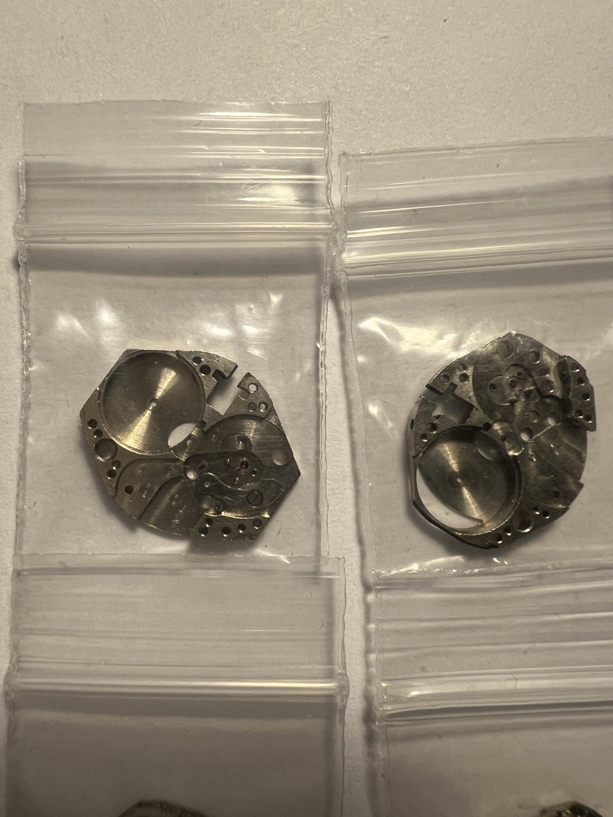 FHF 60 Watch Movement Fabrique d’Horlogerie de Fontainemelon. 1 Piece Random