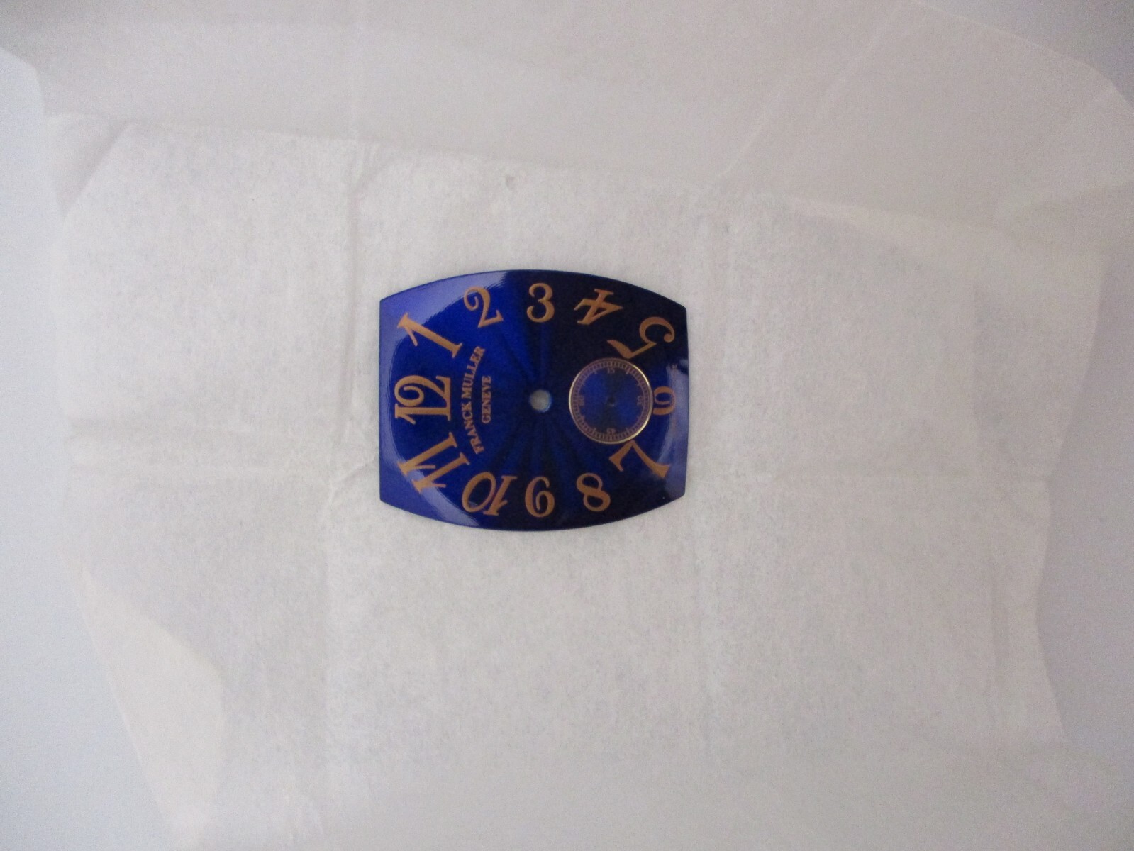 FRANCK MULLER SUNSET Blue Tonneau Dial with small seconds subdial above 6 hours