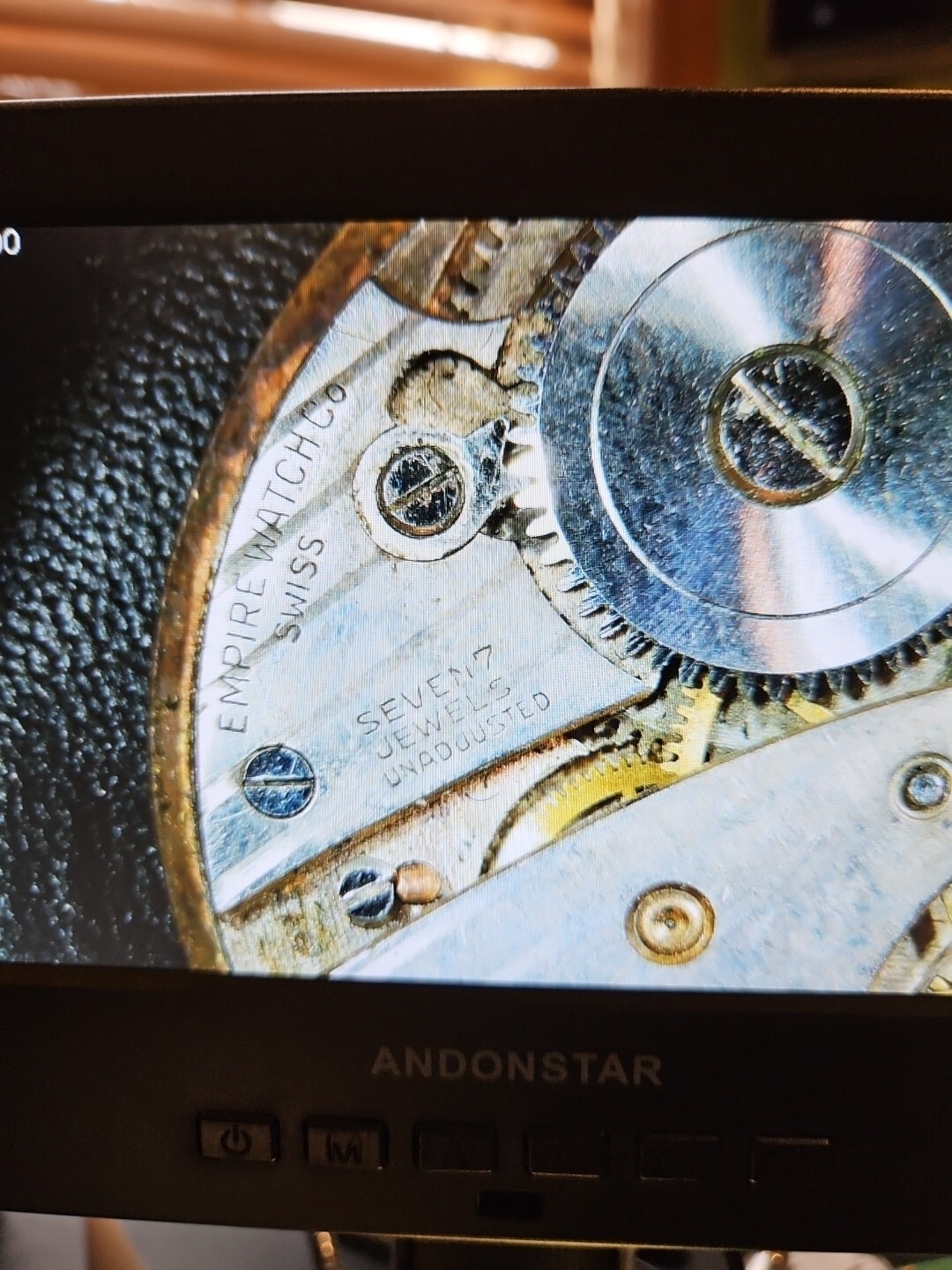 EMPIRE SWISS WATCH MOVEMENT 7j FOR REPAIR/PARTS