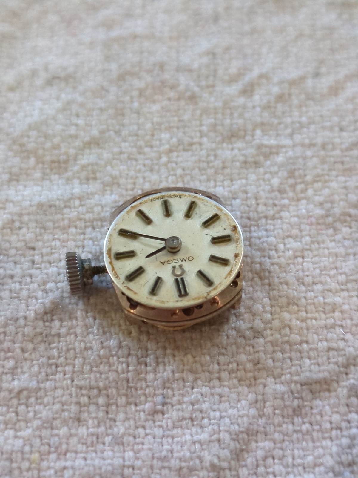OMEGA Manual Wind Movement W/ Dial, Hands, And Crown. Caliber 484 RUNNING