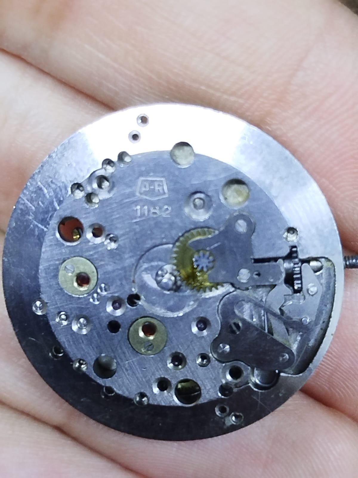 Vintage Enicar Caliber AR 1182 Swiss Watch Movement 17 Jewels For Parts Repair