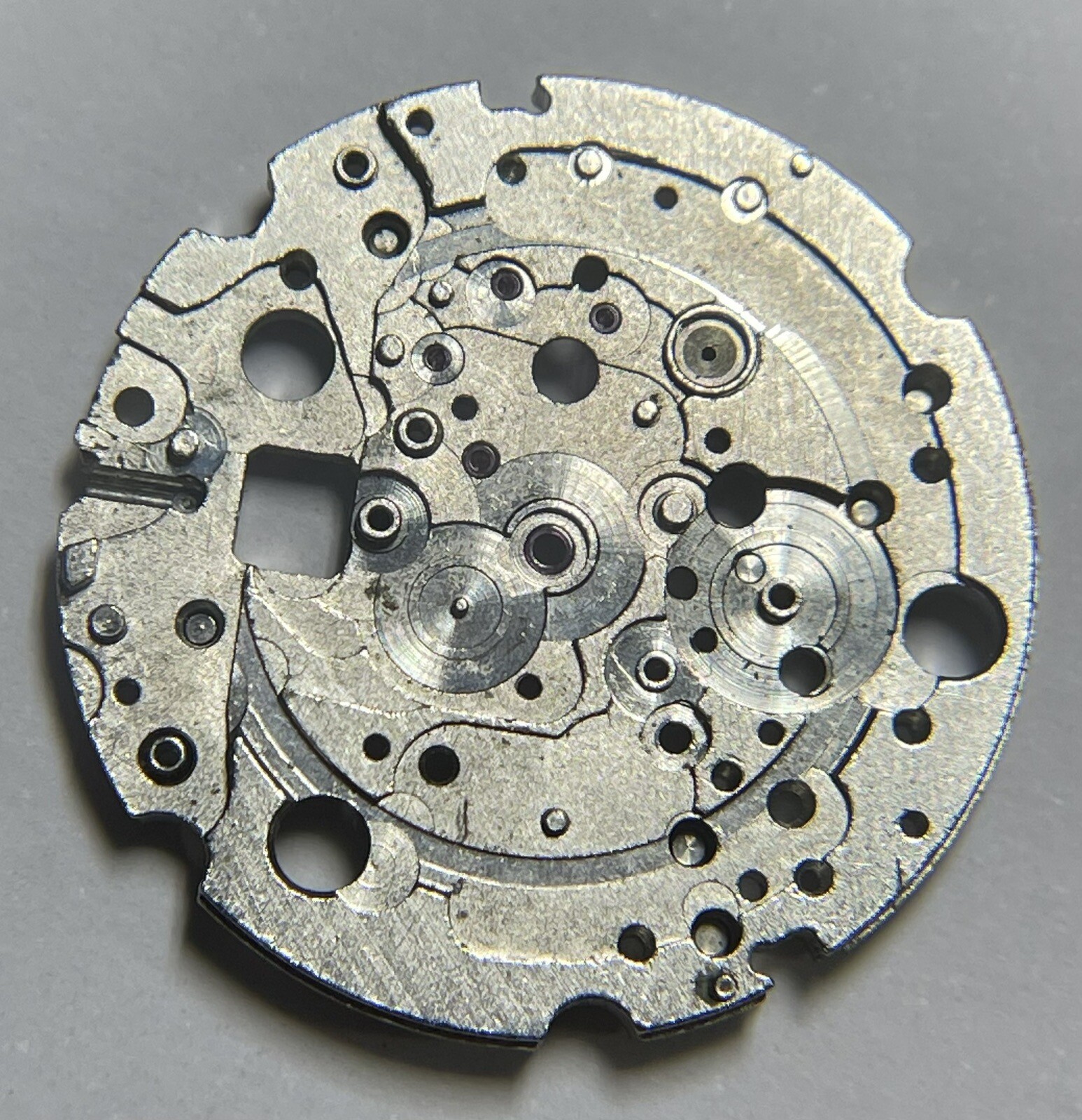 Citizen 8200A Movement Replacement Part Plate (4)
