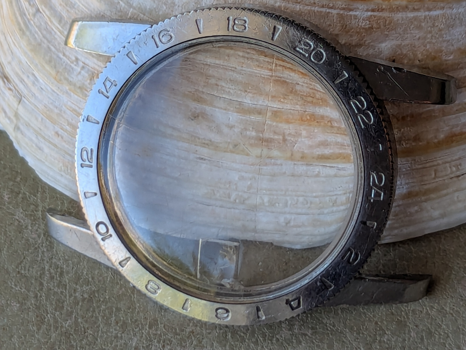 Genuine Vintage 1960’s Glycine Airman Pilot’s Watch BEZEL/MID-CASE/CRYSTAL ONLY