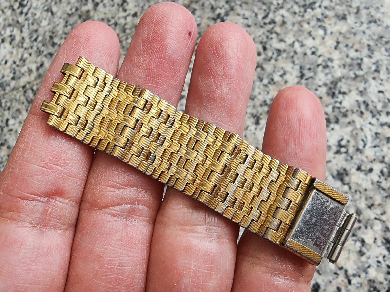 Used Links for nsa bracelet men size gold color 18mm 1