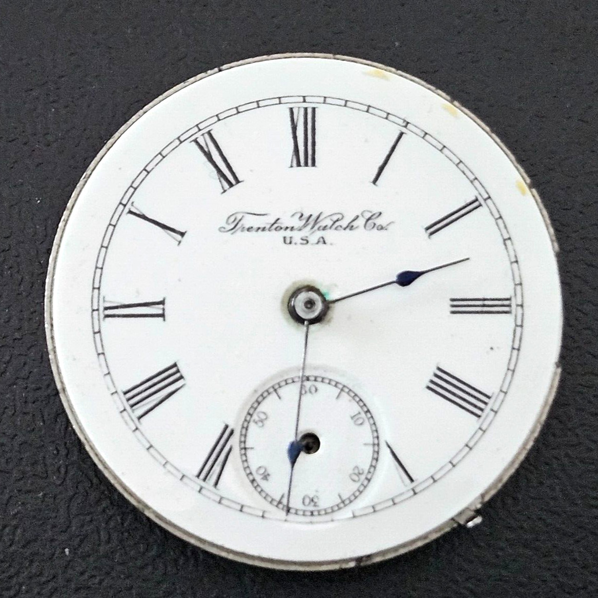 1899 TRENTON 52 6s 7J USA WATCH MOVEMENT (GOOD BALANCE) LOT.104
