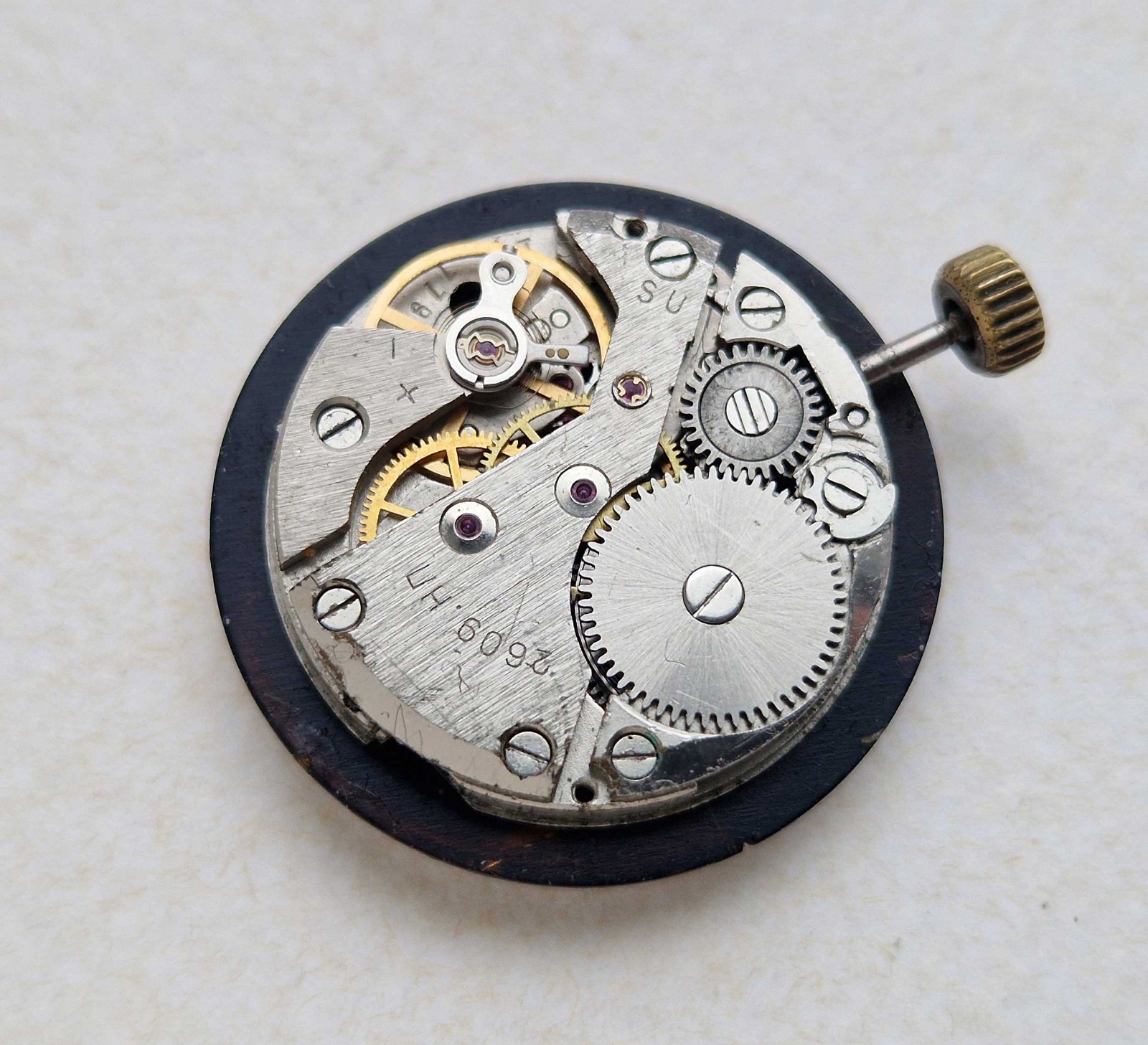 RAKETA Wrist Watch Movement. 19 Jewels. Cal 2609.NP PARTS REPAIR