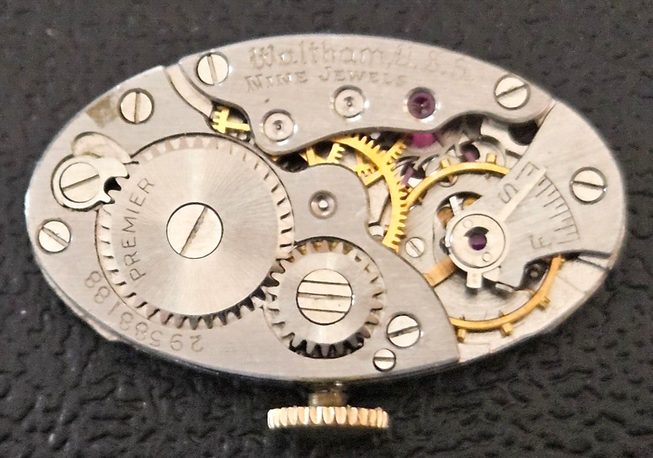 1937 WALTHAM 887 8.75L 17J WATCH MOVEMENT (BALANCE RUNS WITH ROTATION) LOT.125