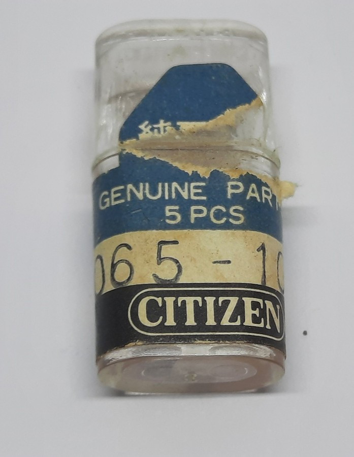 Genuine NOS Citizen 065-104 Stem for Citizen 6600, 6601, 6650, 6651, 6900, 6950