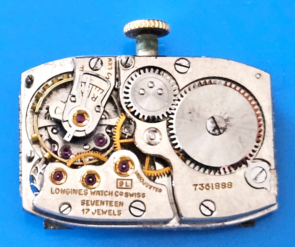 LONGINES 9L 17J Watch Movement (REMOVED FROM GOLD CASE) lot66