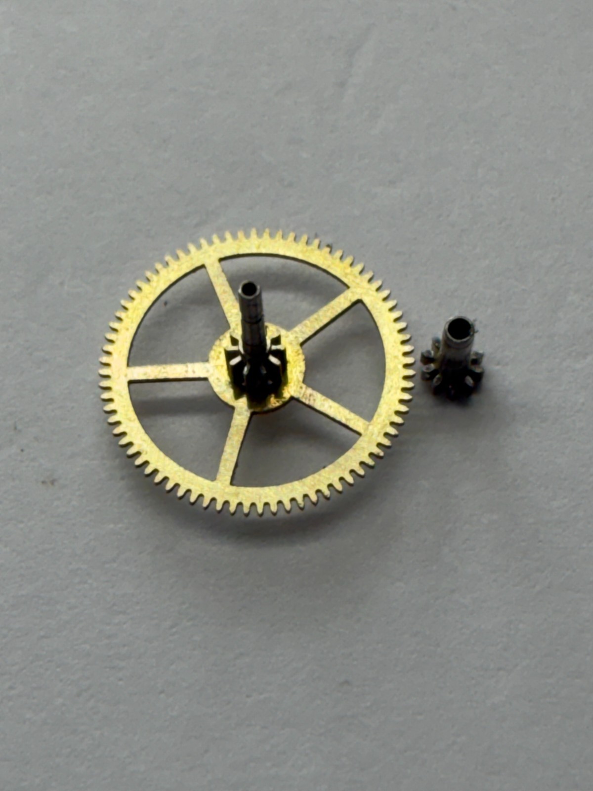 EJ Juillard (bulla) 46 Centre Wheel And Cannon Pinion For Centre Seconds NOS