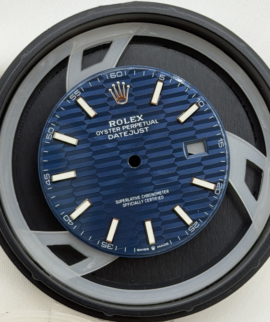 Rolex Datejust 41 ref#126334 Blue motif Dial Genuine