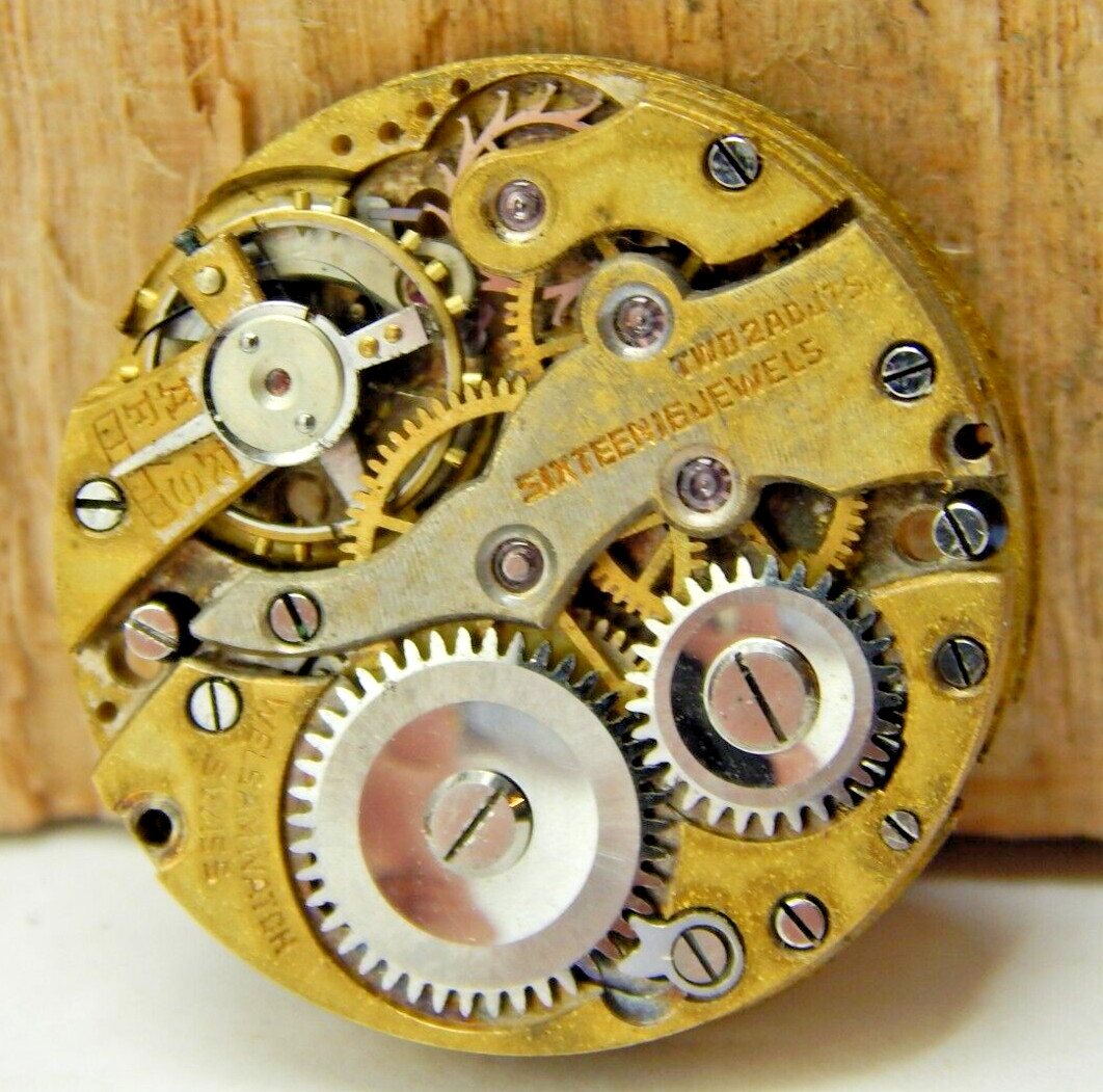 Vintage Welsam watch co 16 jewel 2 adjustment 8/0 Size gilded watch movement