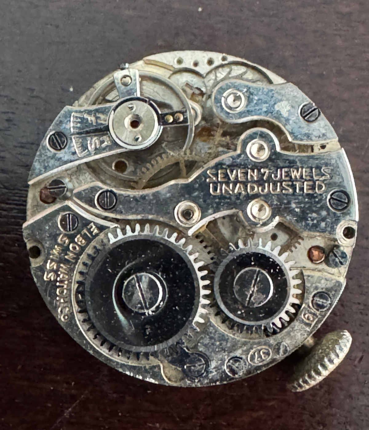 VINTAGE 23.58MM ELBON WRISTWATCH MOVEMENT KEEPING TIME