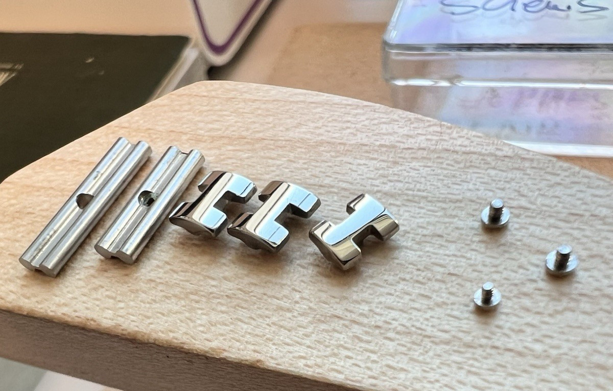 HERMES WATCH MONTRE HERMES LINKS/CLASP/SCREWS PARTS ASSEMBLY NEW MADE IN FRANCE