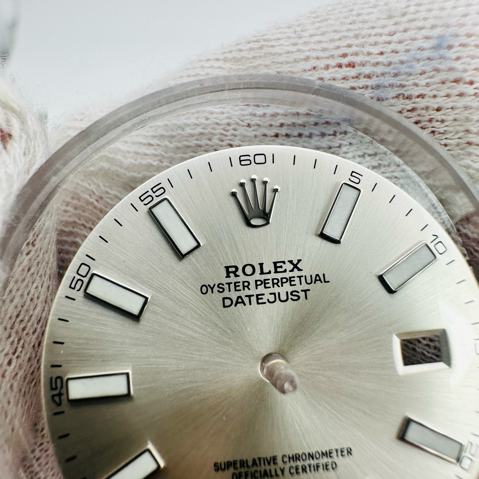 EXCELLENT Rolex Silver Index Dial 40mm Datejust2 116300 116334