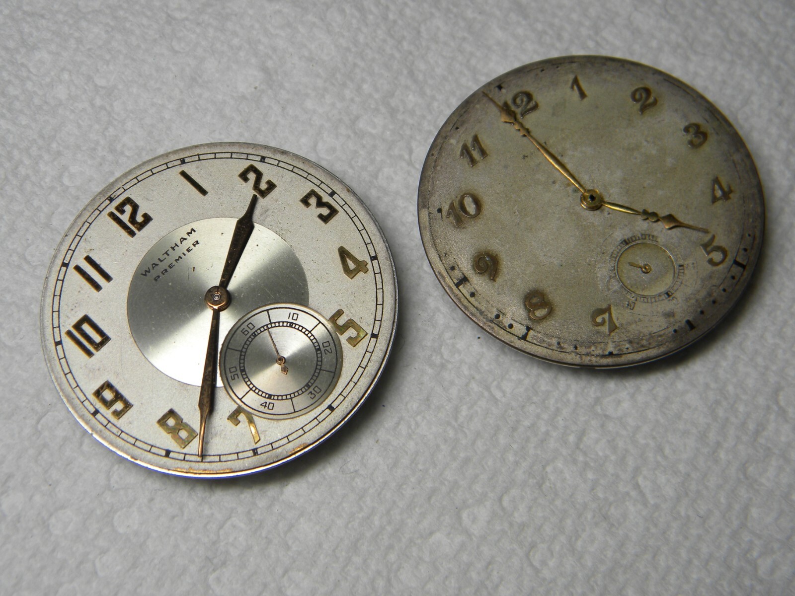 Pair Waltham Premier Colonial 17J 12S Pocket Watch Movements to Repair or Parts