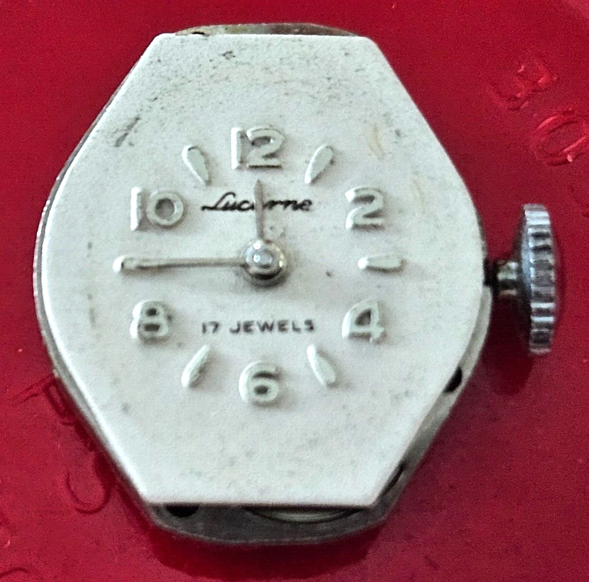 VINTAGE~KENT LUCERNE~17J SWISS WATCH MOVEMENT (GOOD BALANCE)