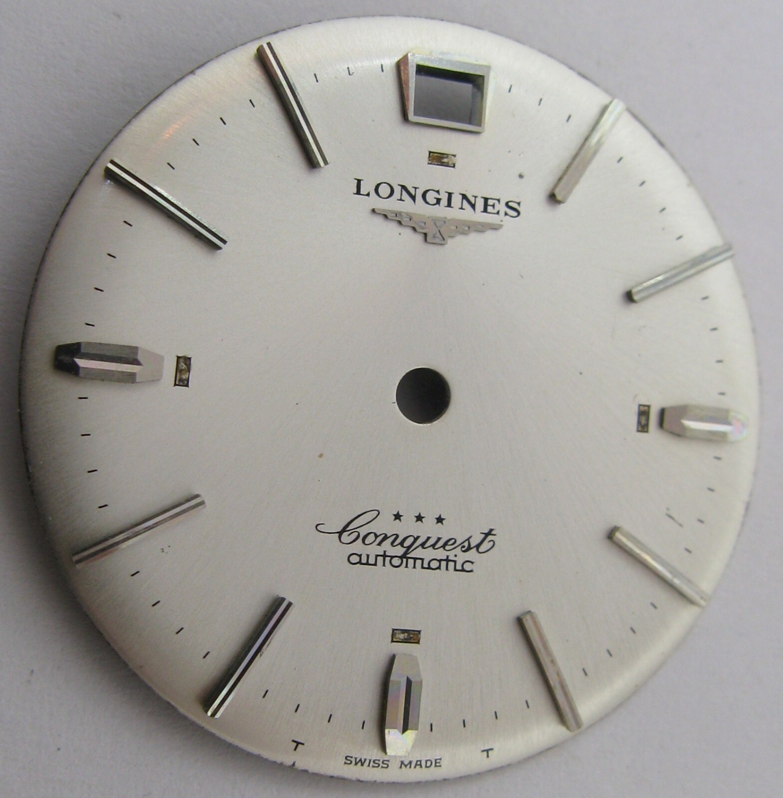 Longines Conquest calendar Automatic Watch Dial diameter 29.4 millimeters