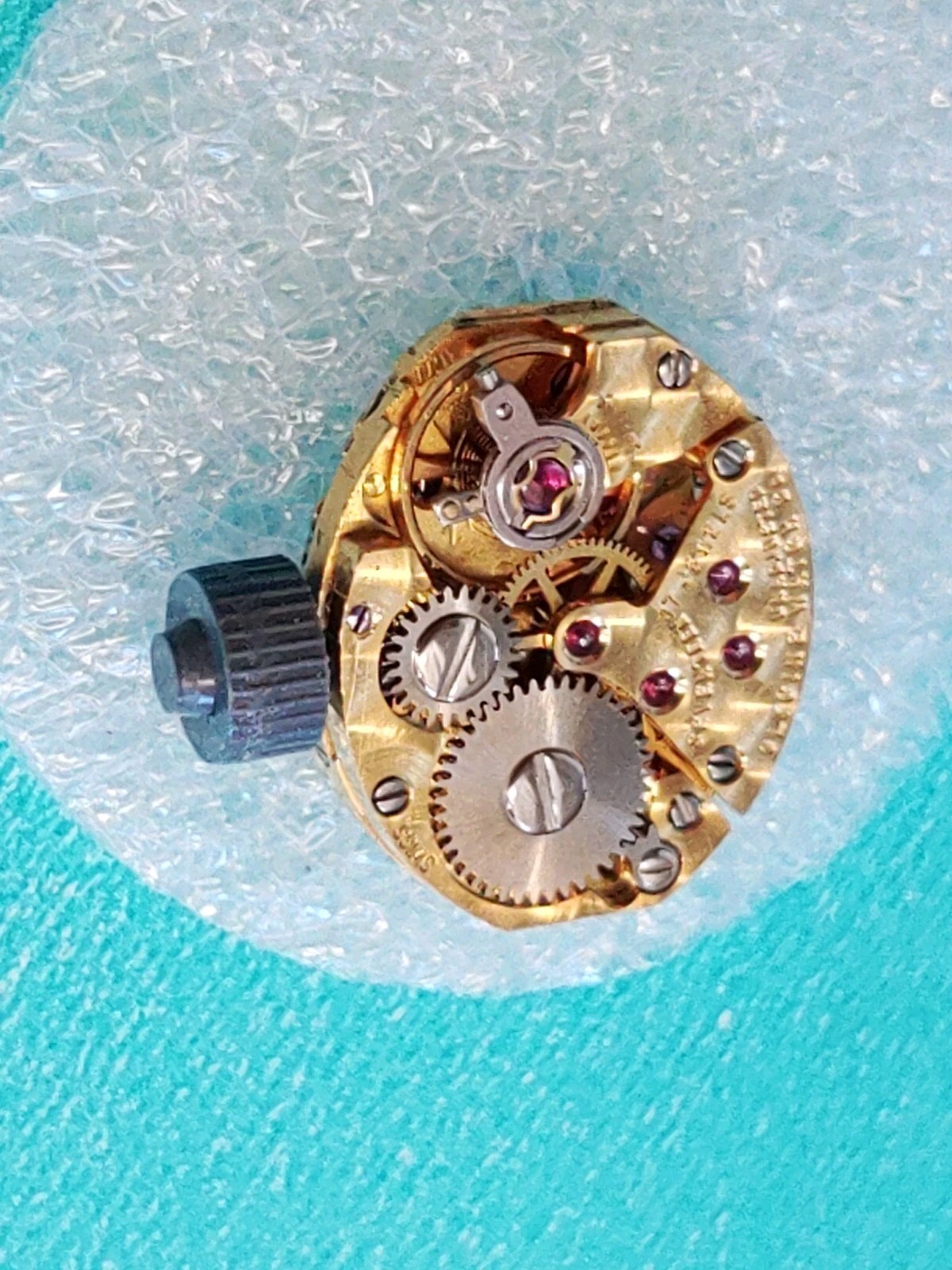 AS 1677 Mechanical 17J Movement. Sets,Runs, Keeps Time 3 Days. Glycine Serviced