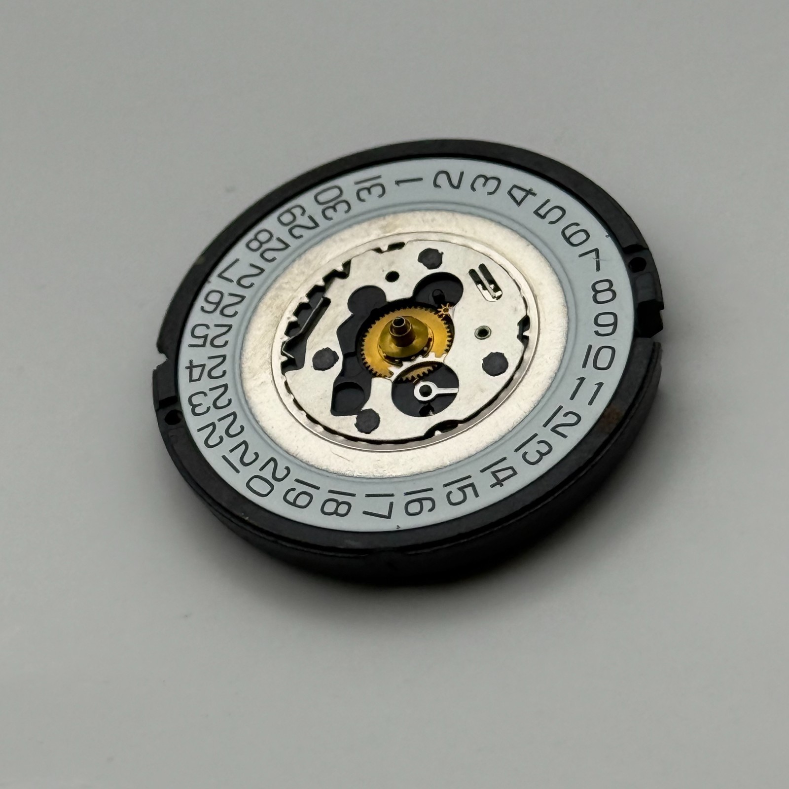 ETA 805.114 Watch Movement Running Quartz Swiss Parts Repair Spares 26mm