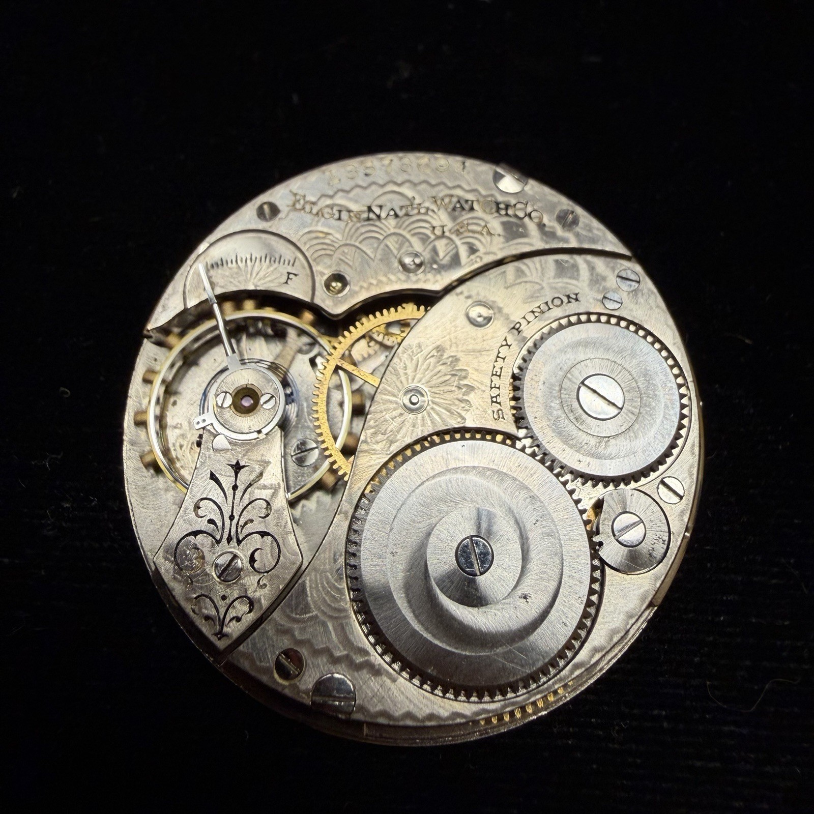 Vintage Elgin Grade 301 12s 7J Pocket Watch Movement & Dial For Parts Or Repair